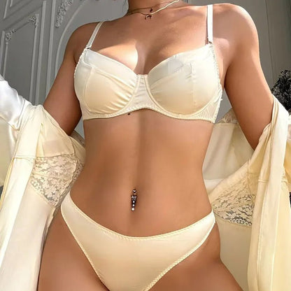 Seamless French Silk Underwear Set – Wireless Bra & Thong for Ultimate Comfort - froste Nordal